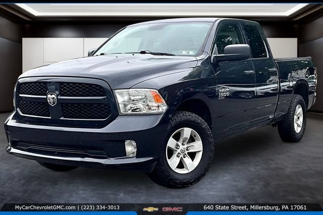 2019 RAM 1500 Classic Express Quad Cab 4x4 6'4" Box in Gray — front three-quarter view