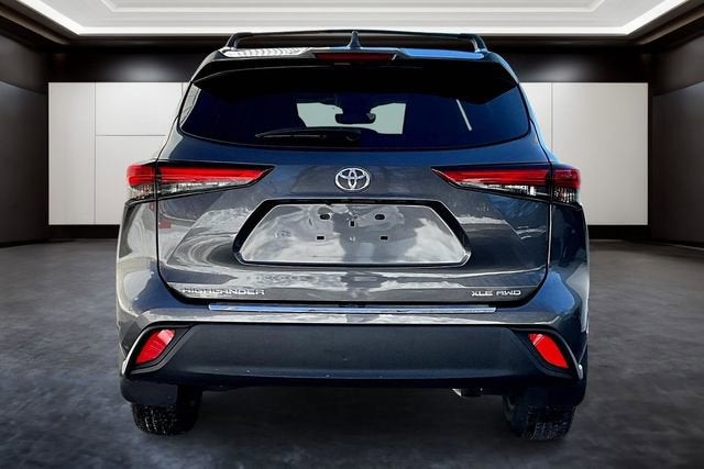 2023 Toyota Highlander — detail view
