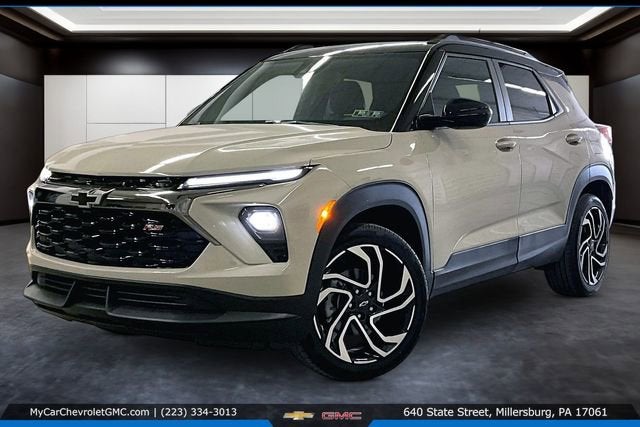 2026 Chevrolet Trailblazer RS in White Sands — front three-quarter view